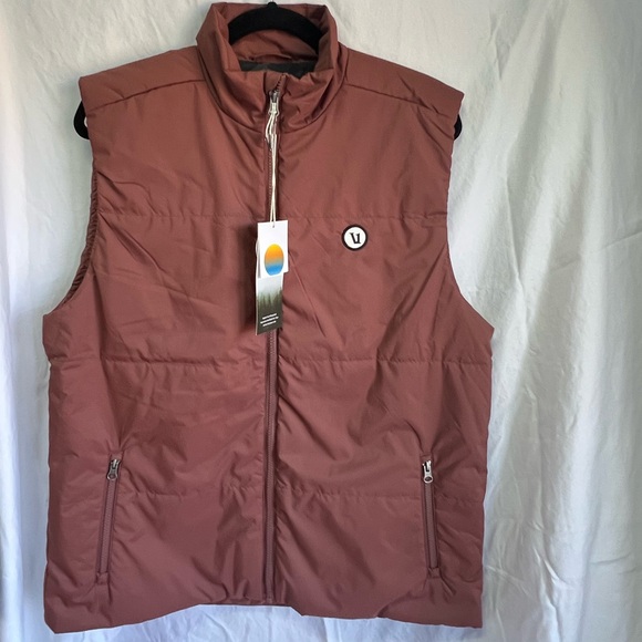 Vuori Echo Insulated Vest in Cedar Rust Red – Size L – NWT - Picture 4 of 8